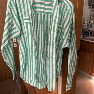Women’s vintage top. Pretty green and white striped